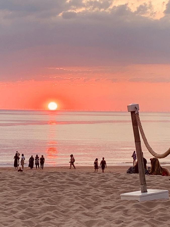 Beach House Parallel Noordwijk Eksteriør billede